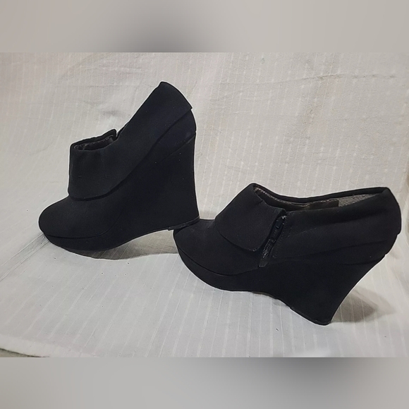 Mossimo supply womens black Booties Wedge heel Size 8.5 - Picture 4 of 6
